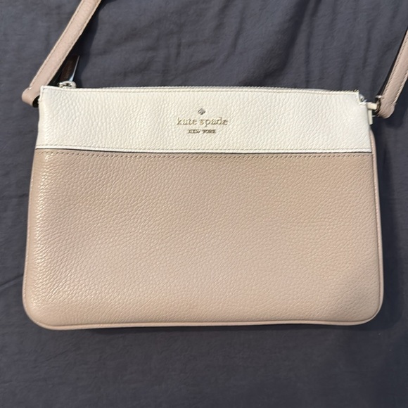 kate spade Handbags - Kate Spade Tan and Cream Crossbody Bag Authentic